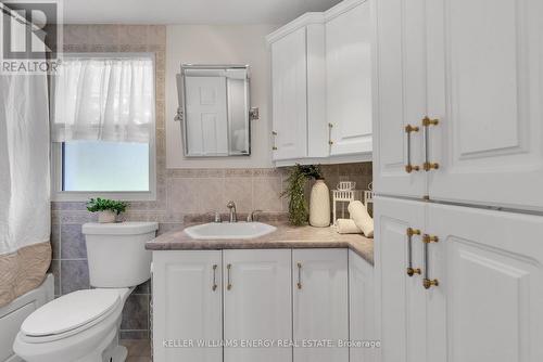 66 Mcgill Drive, Kawartha Lakes, ON - Indoor Photo Showing Bathroom