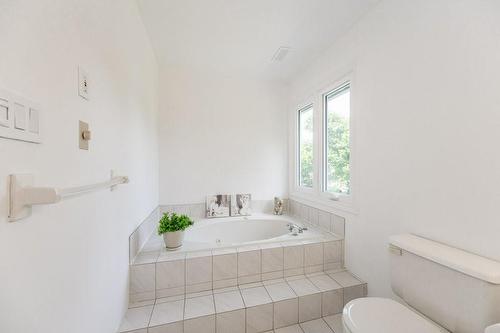 891 Kingsway Drive, Burlington, ON - Indoor Photo Showing Bathroom