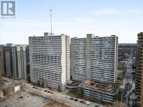 530 Laurier Avenue W Unit#2305, Ottawa, ON - Outdoor With Facade