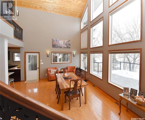 215 Sunset Bay, Estevan Rm No. 5, SK - Indoor Photo Showing Dining Room