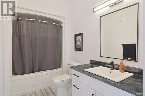 56 Stonehill Lane, Fredericton, NB - Indoor Photo Showing Bathroom