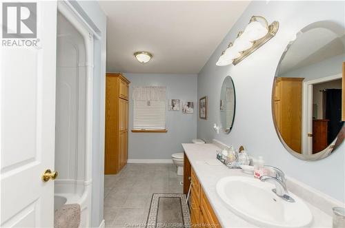 46 Parkin, Salisbury, NB - Indoor Photo Showing Bathroom