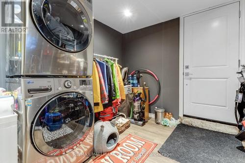 27 Virgilwood Crescent, Barrie, ON - Indoor Photo Showing Laundry Room