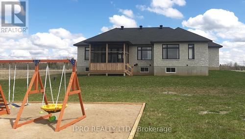 13708 County 15 Road, Merrickville-Wolford, ON - Outdoor