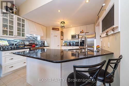 28 Thrushwood Trail, Kawartha Lakes, ON - Indoor Photo Showing Kitchen With Double Sink