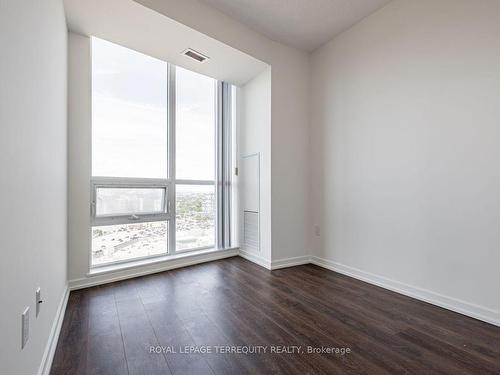 2008-70 Forest Manor Rd, Toronto, ON - Indoor Photo Showing Other Room