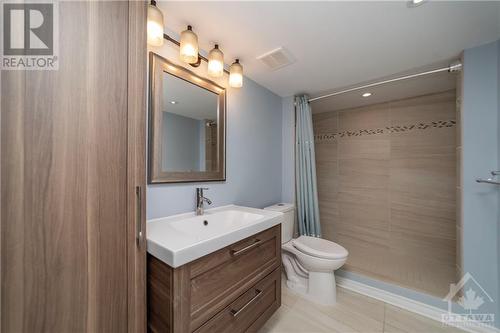 23 Hibiscus Way, Ottawa, ON - Indoor Photo Showing Bathroom