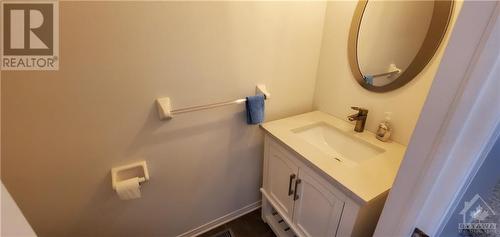 258 Freedom Private, Ottawa, ON - Indoor Photo Showing Bathroom