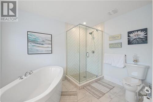 Ensuite tub and custom shower. Your oasis! - 109 Spindrift Circle, Manotick, ON - Indoor Photo Showing Bathroom