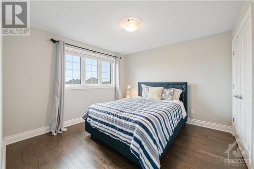 Large bedroom - 109 Spindrift Circle, Manotick, ON - Indoor Photo Showing Bedroom