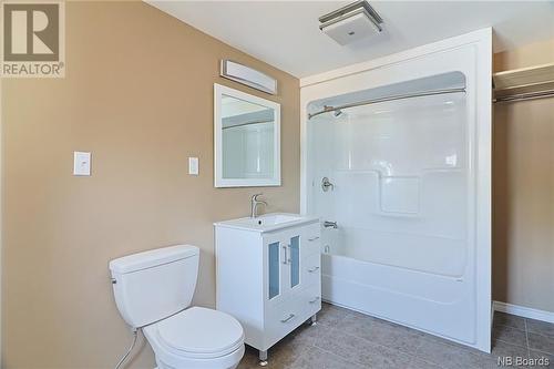 310 Governor Lane, Fredericton, NB - Indoor Photo Showing Bathroom