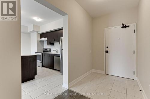 504 - 10 Culinary Lane, Barrie, ON - Indoor Photo Showing Kitchen