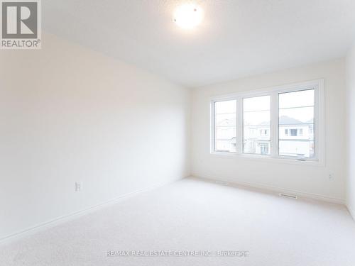70 Gemini Drive, Barrie, ON - Indoor Photo Showing Other Room