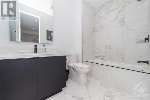28 Witherspoon Crescent, Ottawa, ON - Indoor Photo Showing Bathroom