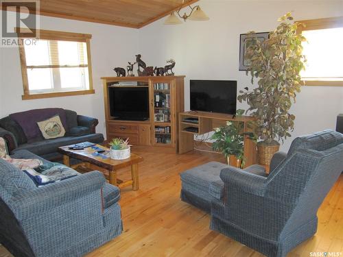 Green Acres Acreage, Turtle Lake, SK - Indoor Photo Showing Living Room