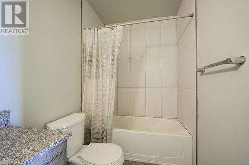 318 Spruce Street Unit# 1806, Waterloo, ON - Indoor Photo Showing Bathroom