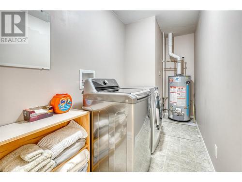 10931 Prior Place, Summerland, BC - Indoor Photo Showing Laundry Room