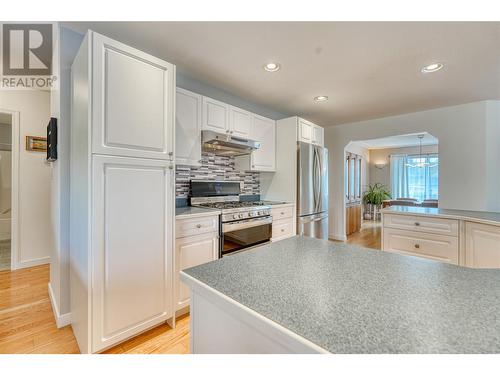10931 Prior Place, Summerland, BC - Indoor Photo Showing Kitchen With Stainless Steel Kitchen