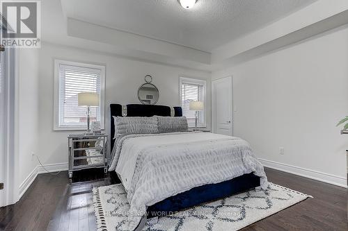 64 Frederick Pearson Street, East Gwillimbury, ON - Indoor Photo Showing Bedroom