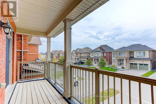 64 Frederick Pearson Street, East Gwillimbury, ON - Outdoor With Balcony With Exterior