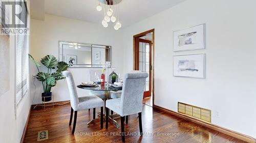 113 Cultra Square, Toronto, ON - Indoor Photo Showing Dining Room