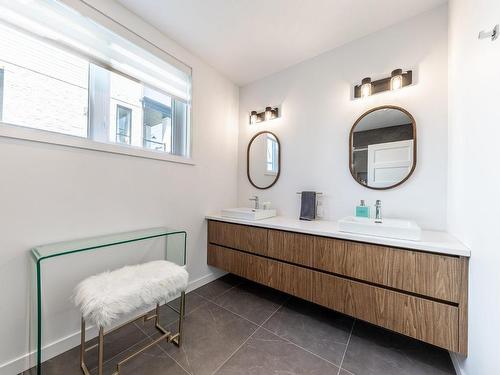 Bathroom - 102-154 Rue Jean-Talon, Saint-Jean-Sur-Richelieu, QC - Indoor Photo Showing Bathroom