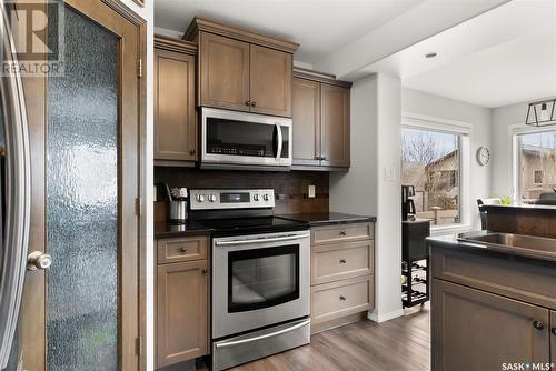 4414 Mcmillan Drive, Regina, SK - Indoor Photo Showing Kitchen