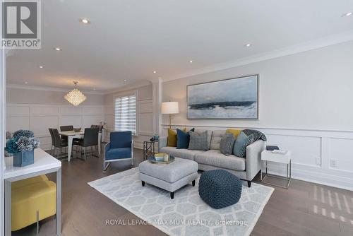 41 Villa Park Drive, Vaughan, ON - Indoor Photo Showing Living Room