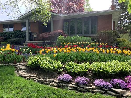 Savour the beauty of Spring in your own front yard - nothing to do but enjoy! - 28 Sunset Drive, Simcoe, ON - Outdoor