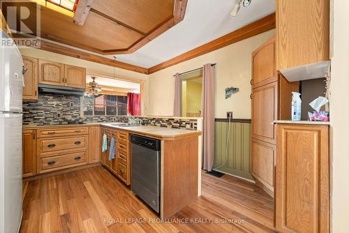 175 Bridge Street E, Belleville, ON - Indoor Photo Showing Kitchen With Double Sink
