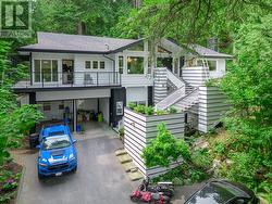 4621 CAULFEILD DRIVE  West Vancouver, BC V7W 1E9