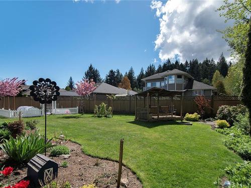 967 Heritage Meadow Dr, Campbell River, BC - Outdoor With Backyard