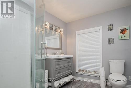 8087 Country Rd 2, Greater Napanee, ON - Indoor Photo Showing Bathroom