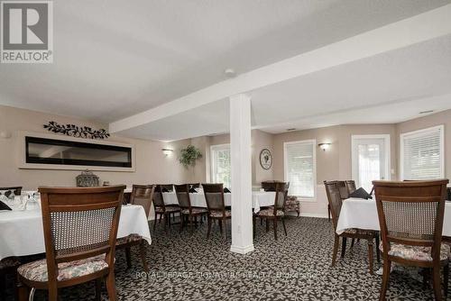 8087 Country Rd 2, Greater Napanee, ON - Indoor Photo Showing Dining Room