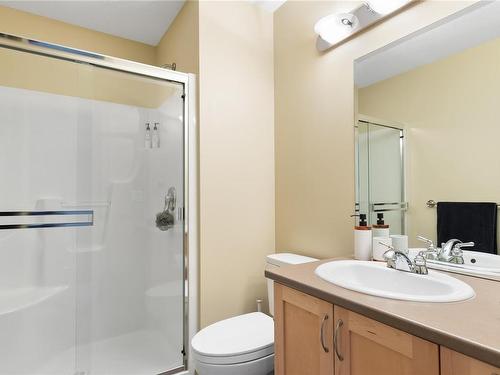 6411 Pachena Pl, Nanaimo, BC - Indoor Photo Showing Bathroom