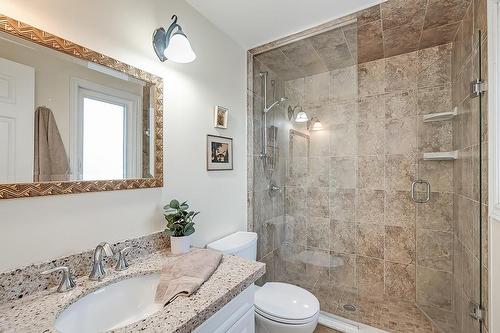 935 King Road|Unit #19, Burlington, ON - Indoor Photo Showing Bathroom