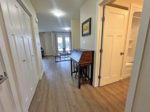 3 695 Weiler Boulevard, Thunder Bay, ON - Indoor Photo Showing Other Room