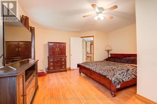 537 6Th Line W, Trent Hills, ON - Indoor Photo Showing Bedroom