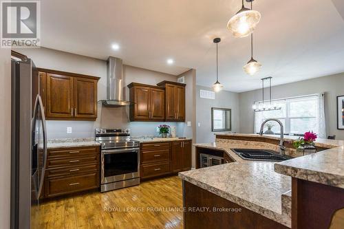 154 Centre Road, Madoc, ON - Indoor Photo Showing Kitchen With Double Sink With Upgraded Kitchen