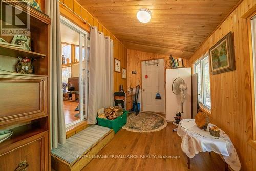 2674 Smith Road, North Frontenac, ON - Indoor Photo Showing Other Room