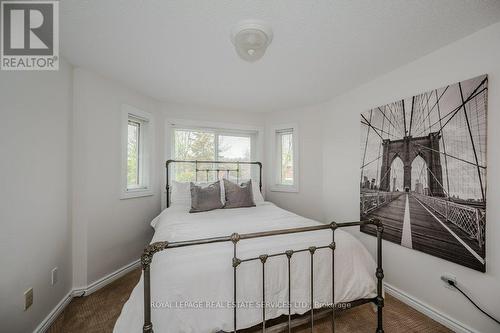 1534 Heritage Way, Oakville, ON - Indoor Photo Showing Bedroom