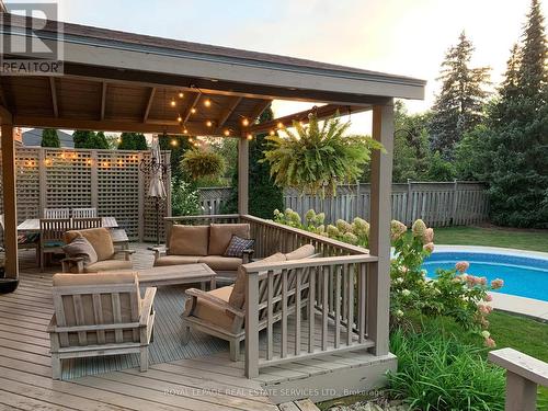 1534 Heritage Way, Oakville, ON - Outdoor With In Ground Pool With Deck Patio Veranda