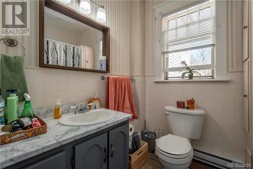 329-331 Prince Street, Saint John, NB - Indoor Photo Showing Bathroom
