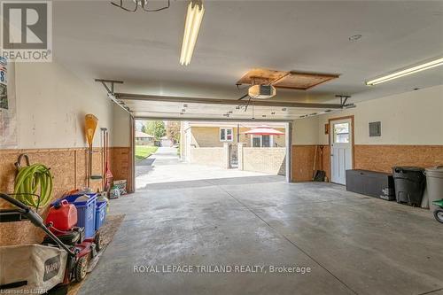 380 Griffith Street, London, ON - Indoor Photo Showing Garage