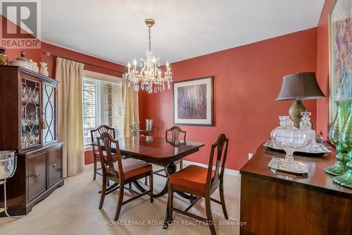 110 Mcarthur Crescent, Guelph, ON - Indoor Photo Showing Dining Room