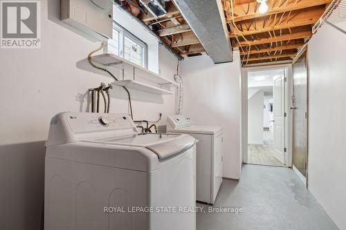 79 Delena Ave N, Hamilton, ON - Indoor Photo Showing Laundry Room