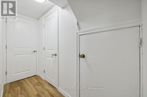 79 Delena Ave N, Hamilton, ON - Indoor Photo Showing Other Room