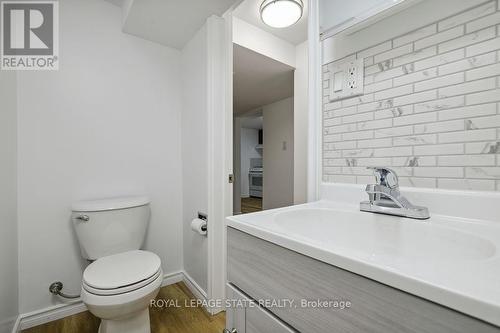 79 Delena Ave N, Hamilton, ON - Indoor Photo Showing Bathroom