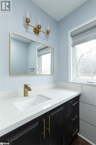 9630 Sunset Drive Drive, St. Thomas, ON - Indoor Photo Showing Bathroom