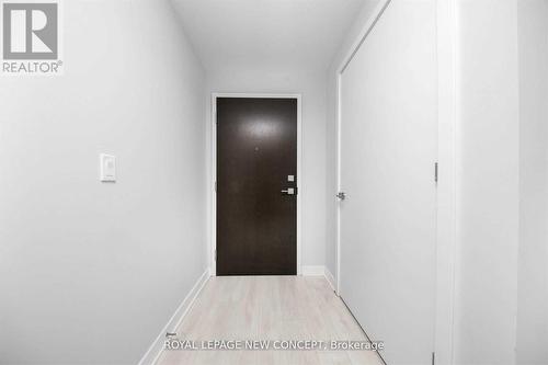 3006 - 2221 Yonge Street, Toronto, ON - Indoor Photo Showing Other Room